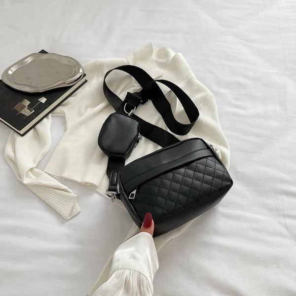 Quilted Bag With Coin Pocket