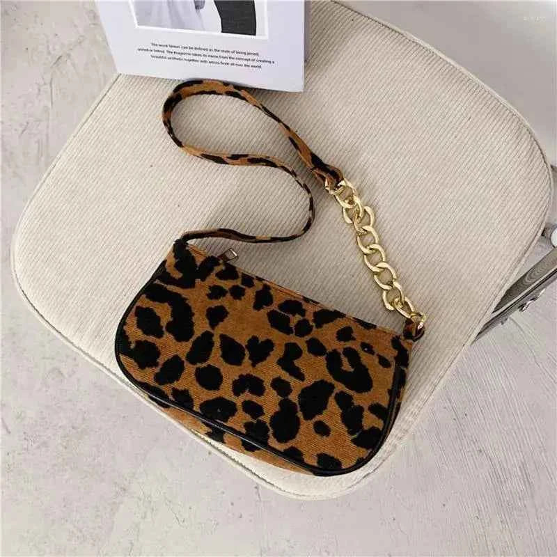 Chic Houndstooth Shoulder Bag for Women in Pakistan | Nayab Khatoon