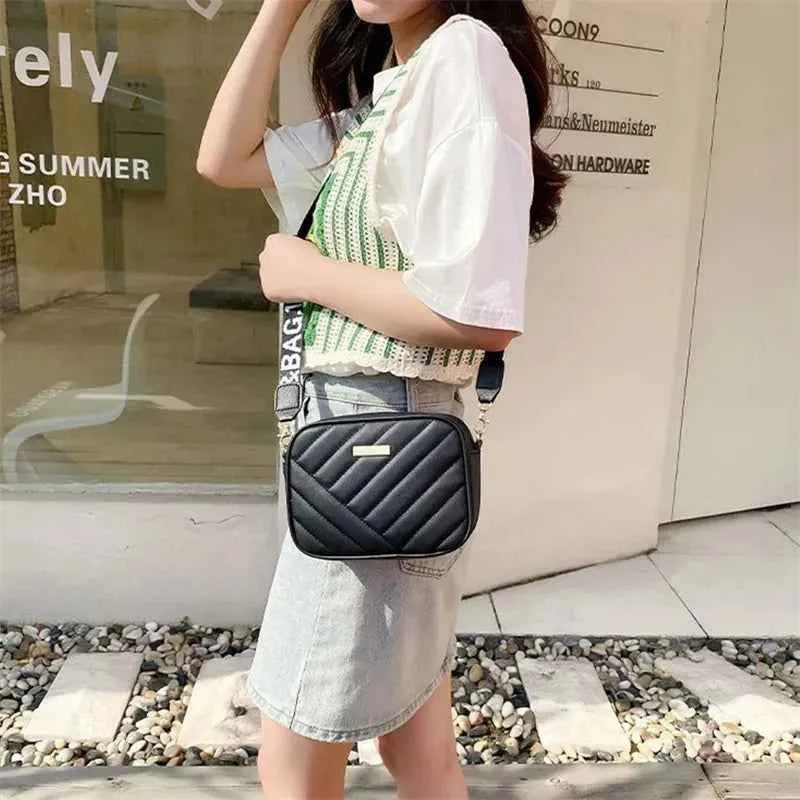 Elorina Luxe Crossbody Bag for Women in Pakistan | Nayab Khatoon