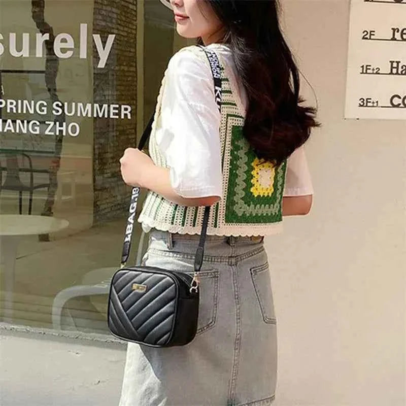 Elorina Luxe Crossbody Bag for Women in Pakistan | Nayab Khatoon