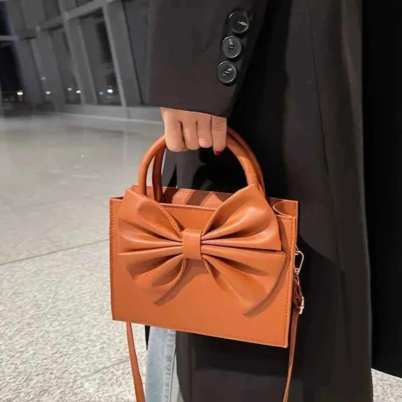 Fleur Bow Handbag for Women in Pakistan | PU Leather – Nayab Khatoon