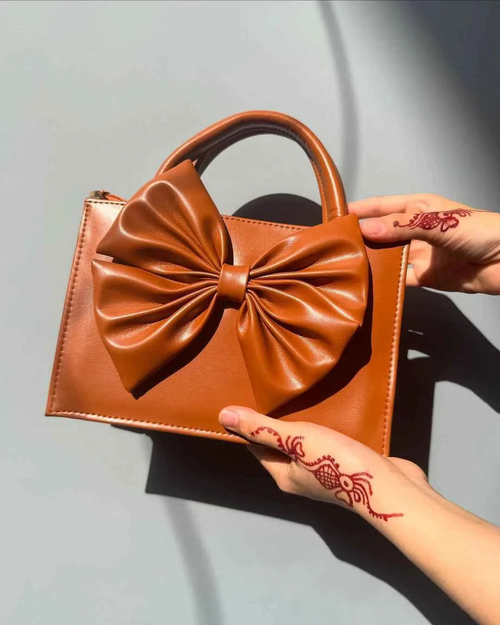 Fleur Bow Handbag for Women in Pakistan | PU Leather – Nayab Khatoon