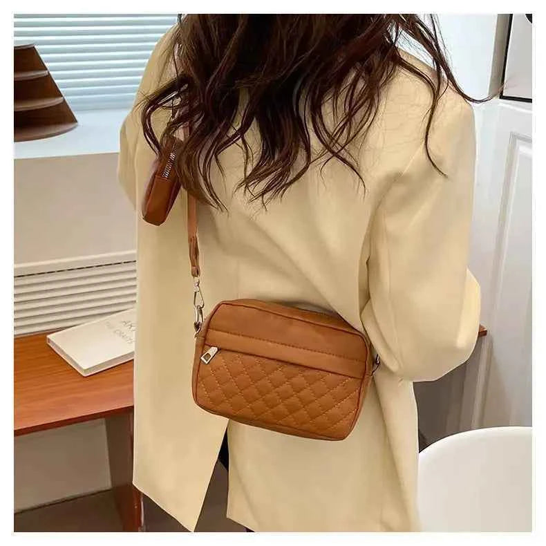 Quilted Crossbody Bag with Coin Pocket | Nayab Khatoon Pakistan