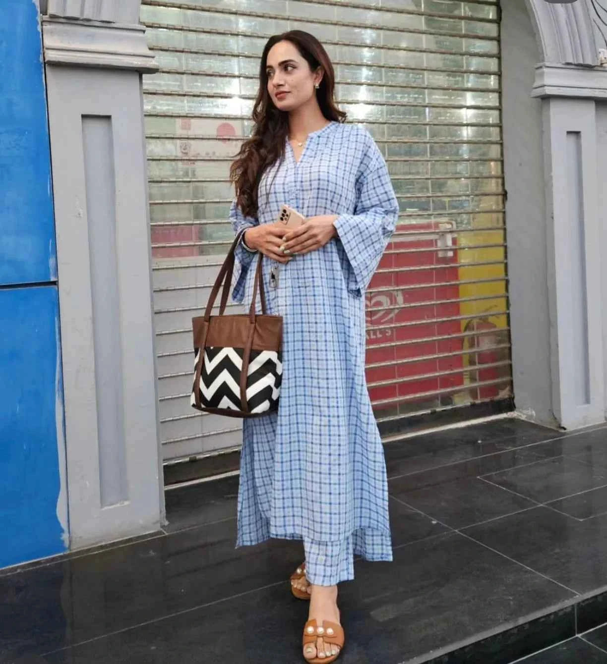 Chevron Tote Bag T-1 Brown for Women in Pakistan – Nayab Khatoon